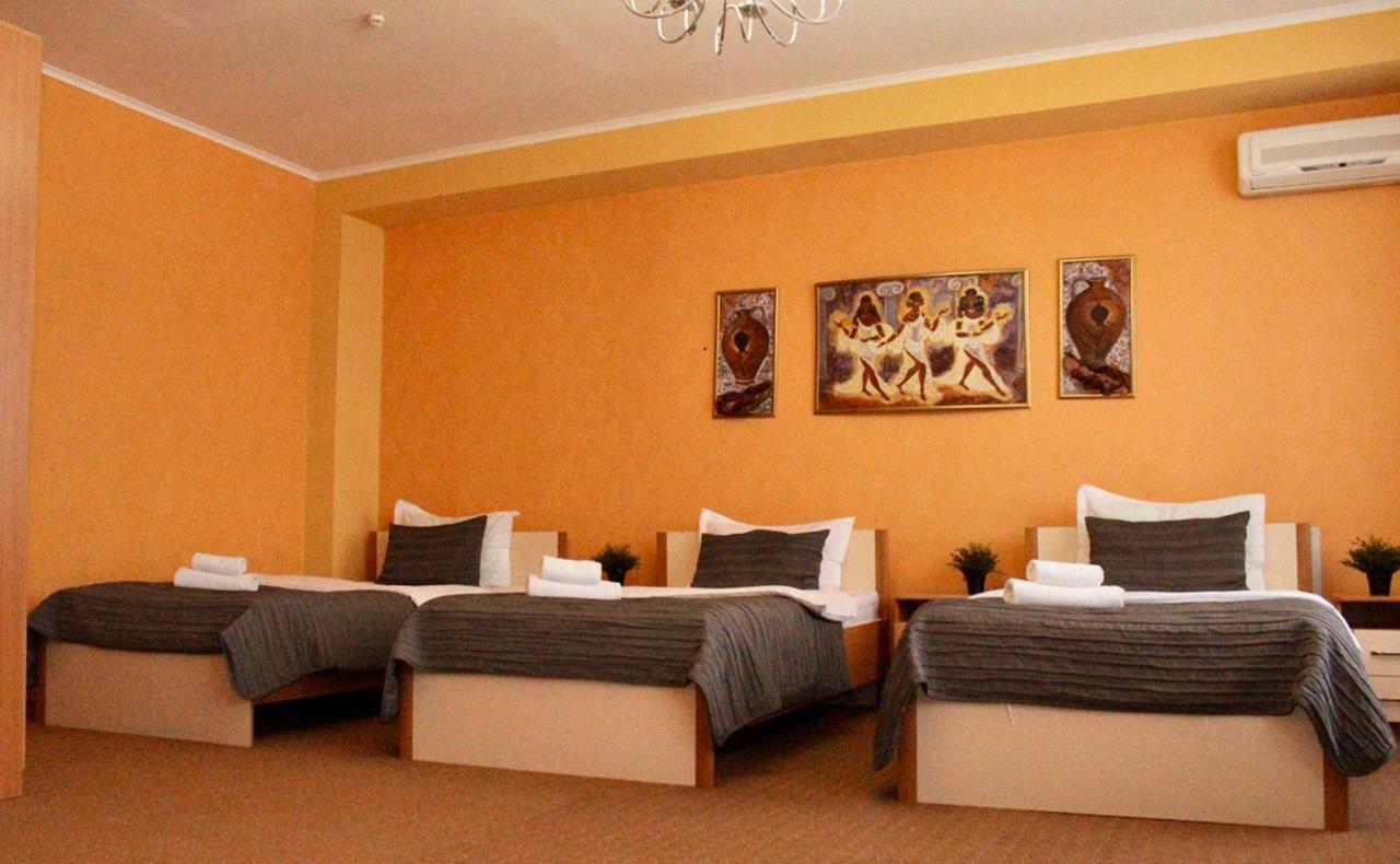 Павлодар Hotel ภายนอก รูปภาพ