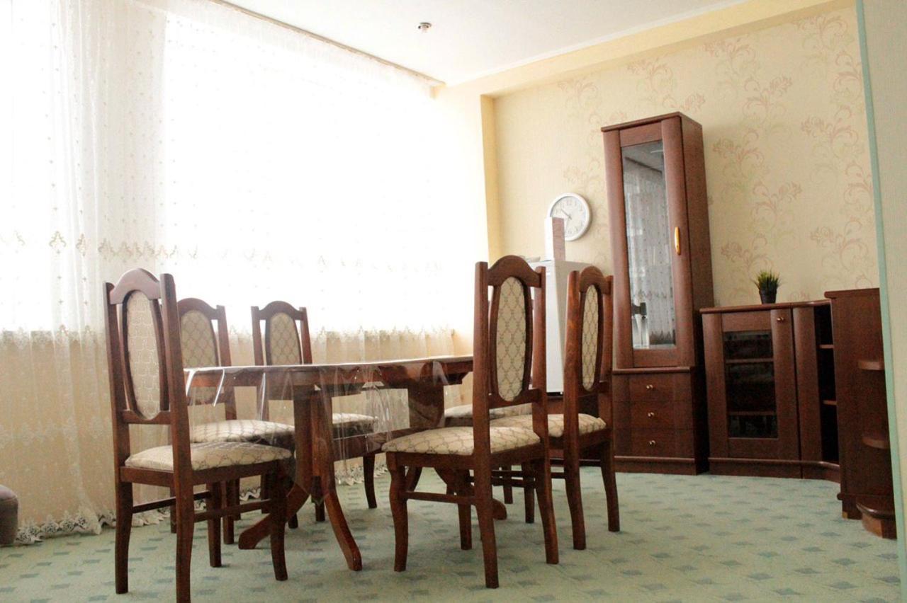 Павлодар Hotel ภายนอก รูปภาพ